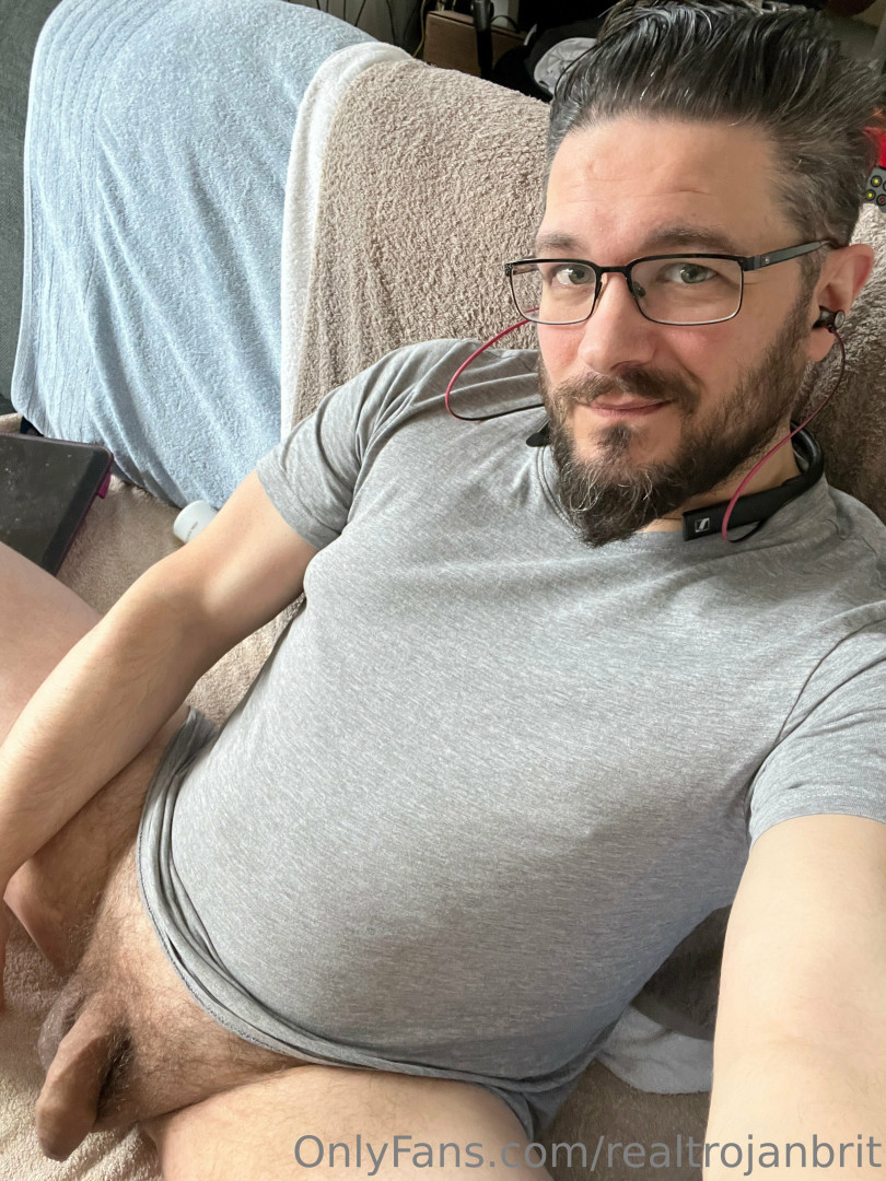 Photo by realtrojanbrit published on July 4,2023 22:34:53 - BestThots