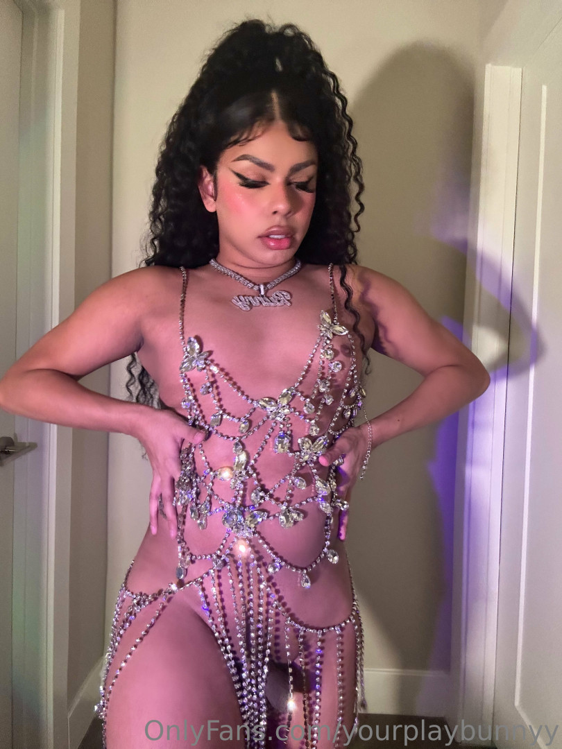 Photo by yourplaybunnyy published on July 24,2023 23:00:07 - BestThots