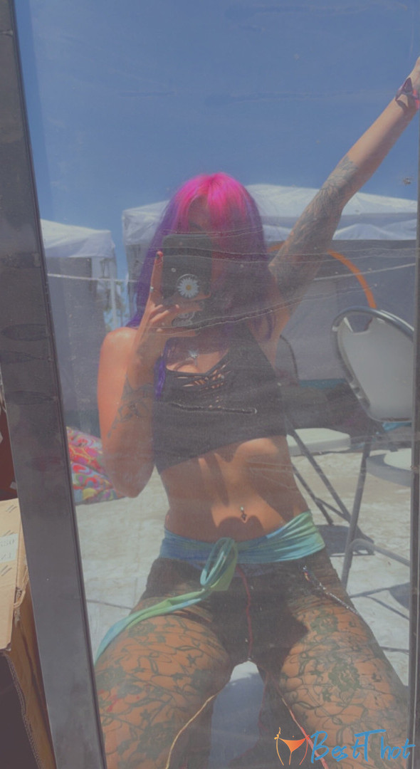 Photo by thephoqueen published on December 17,2024 16:07:27 - BestThots