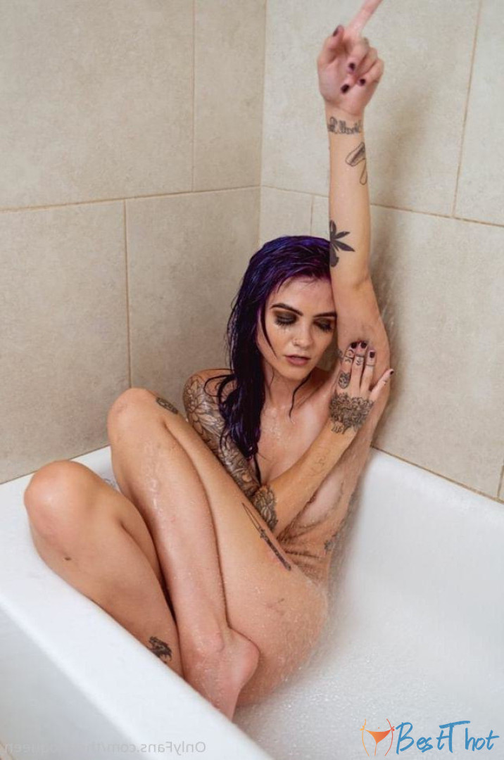 Photo by thephoqueen published on December 17,2024 17:05:55 - BestThots