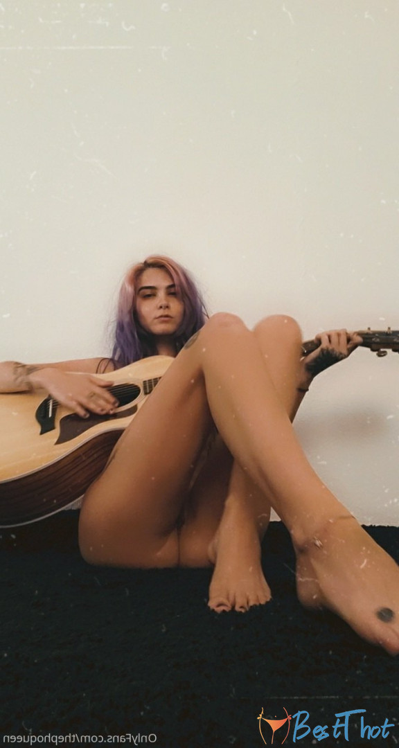 Photo by thephoqueen published on December 17,2024 17:06:03 - BestThots