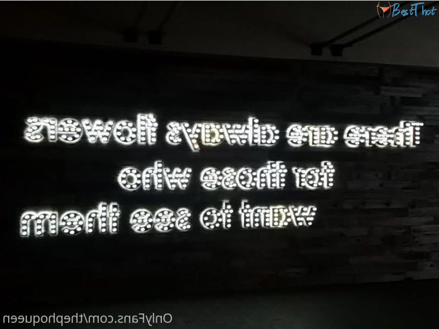 Photo by thephoqueen published on December 17,2024 18:07:48 - BestThots