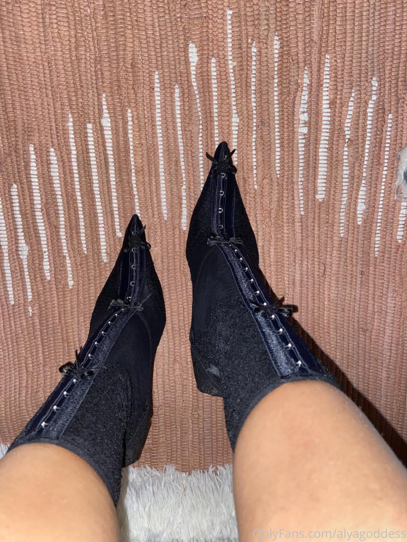 Photo by alyagoddess published on June 21,2023 22:39:29 - BestThots