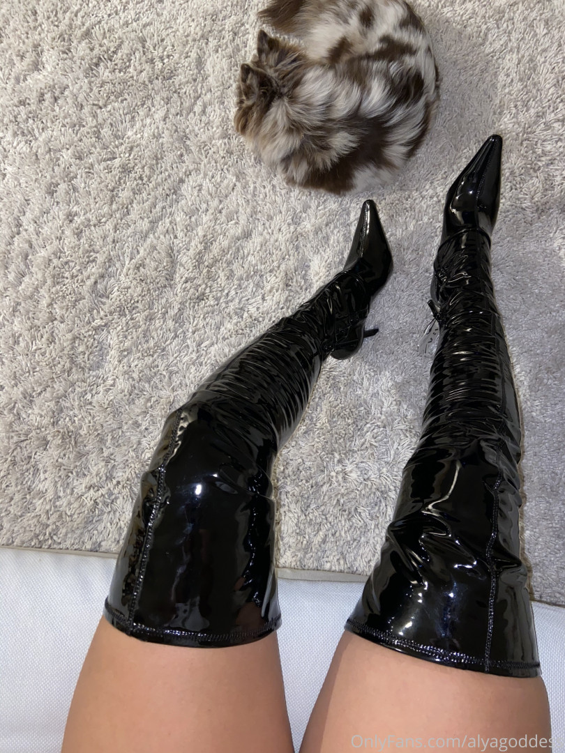 Photo by alyagoddess published on June 22,2023 00:49:04 - BestThots