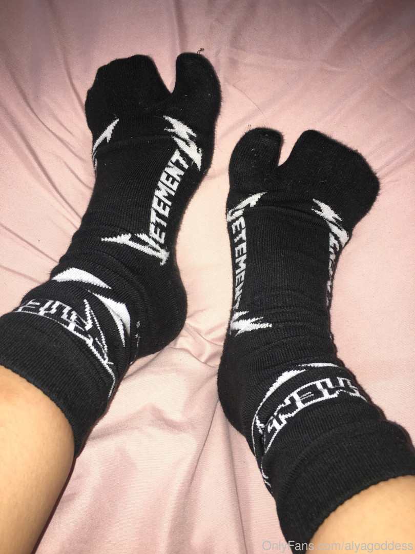 Photo by alyagoddess published on June 22,2023 00:50:15 - BestThots