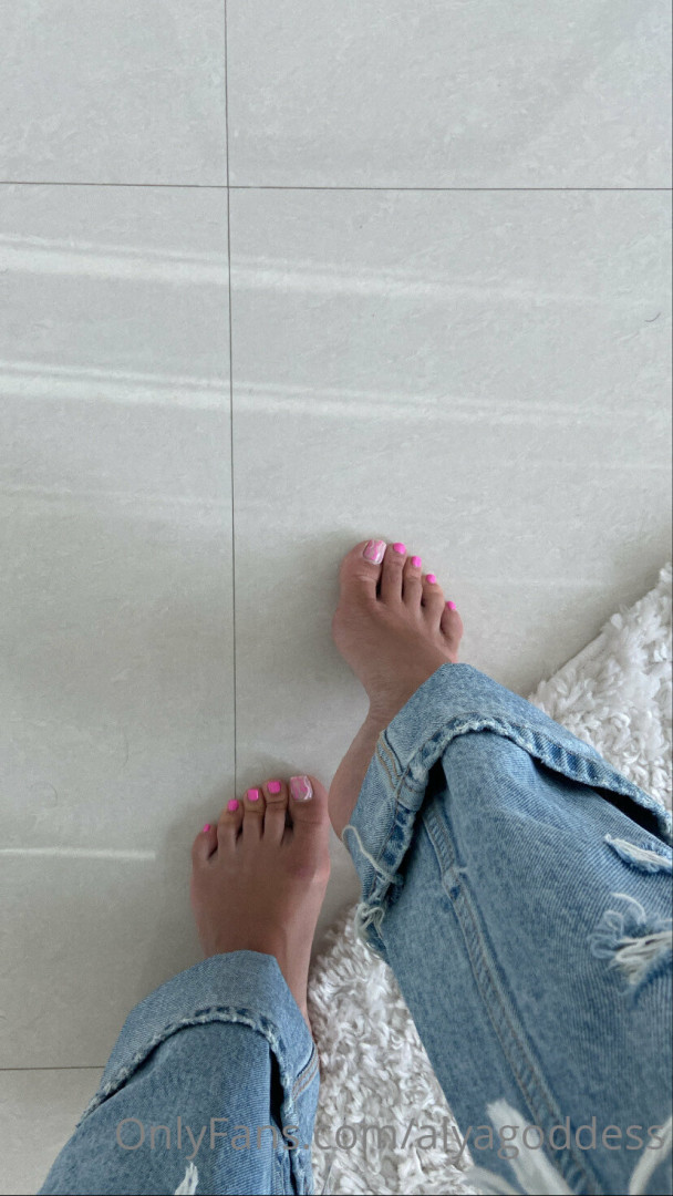 Photo by alyagoddess published on November 19,2023 23:32:42 - BestThots