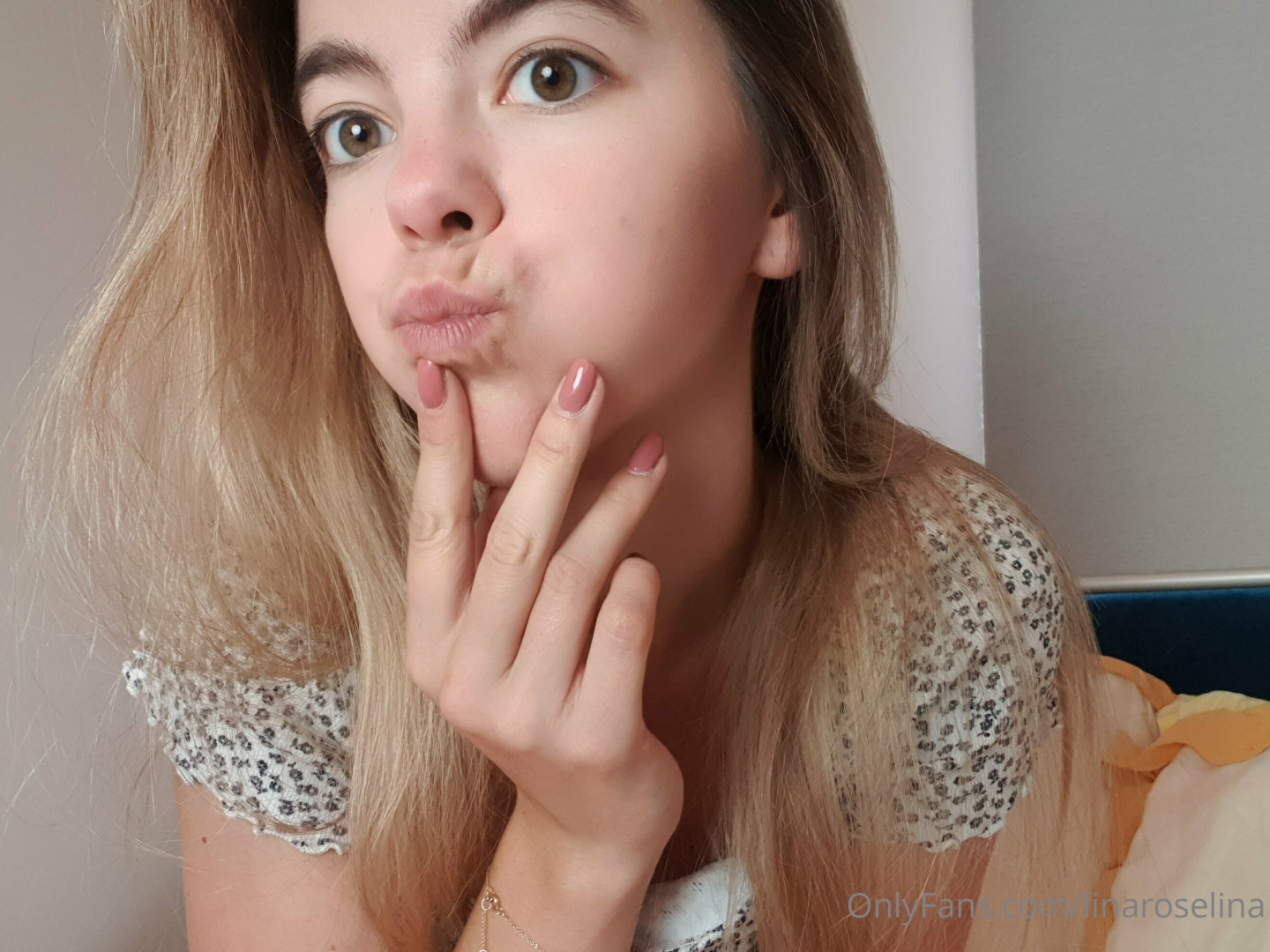 Photo by linaroselina published on May 22,2023 16:56:16 - BestThots