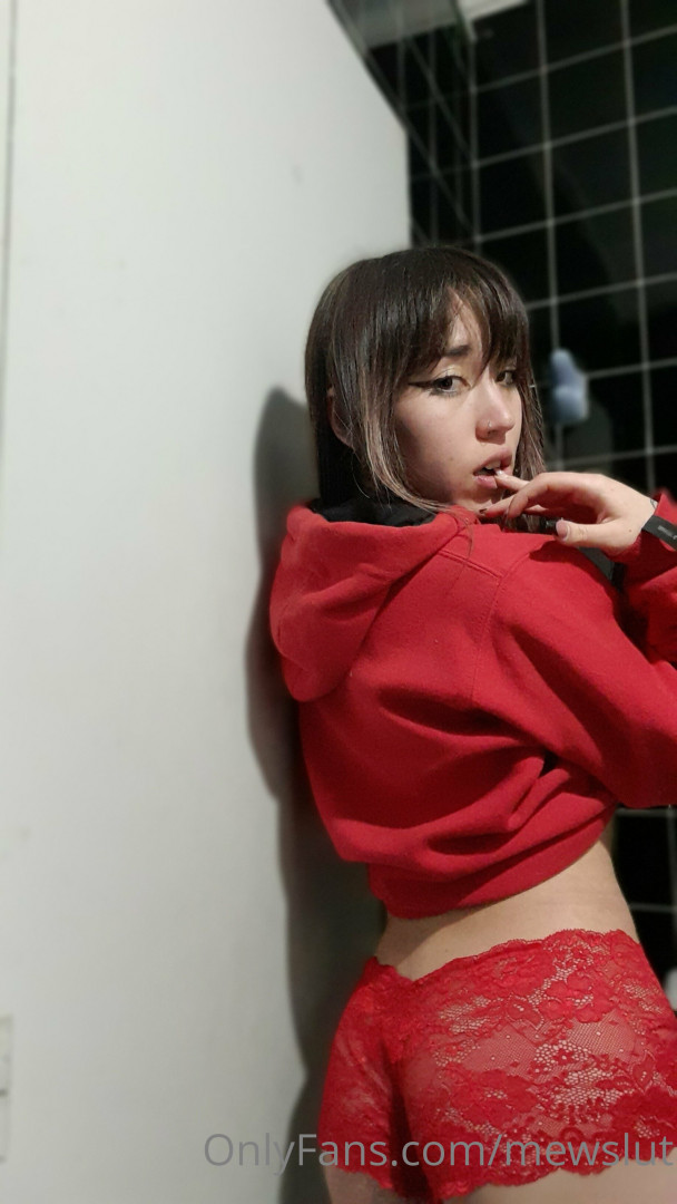 Photo by mewslut published on May 21,2023 09:59:34 - BestThots