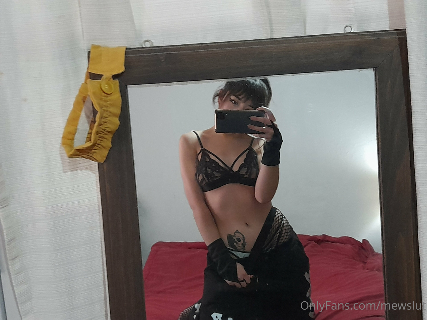 Photo by mewslut published on May 21,2023 10:02:52 - BestThots