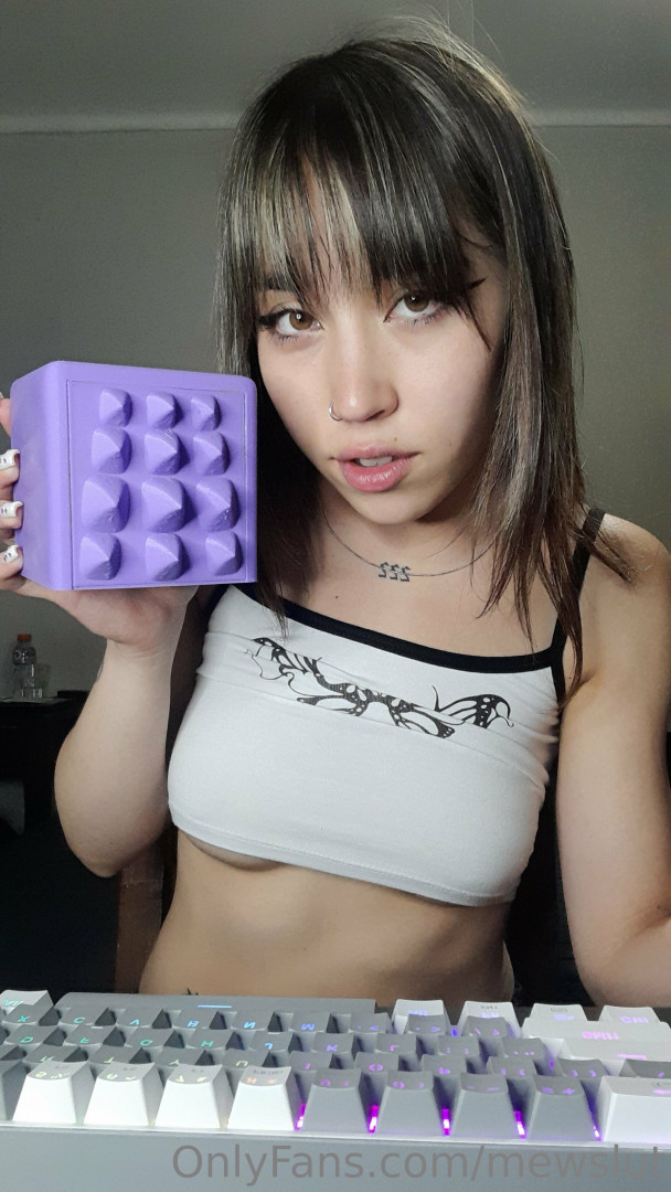 Photo by mewslut published on May 21,2023 10:03:06 - BestThots