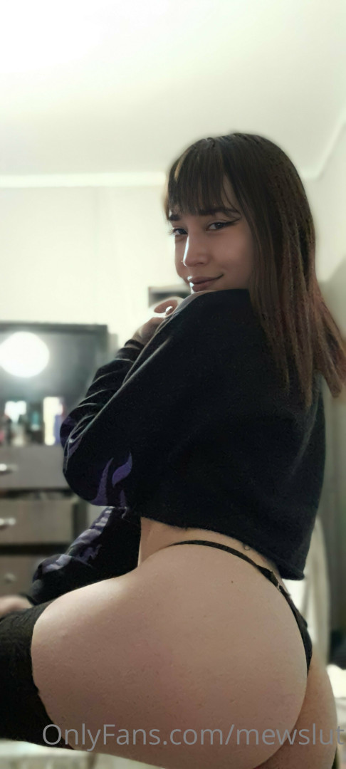 Photo by mewslut published on May 21,2023 10:03:21 - BestThots