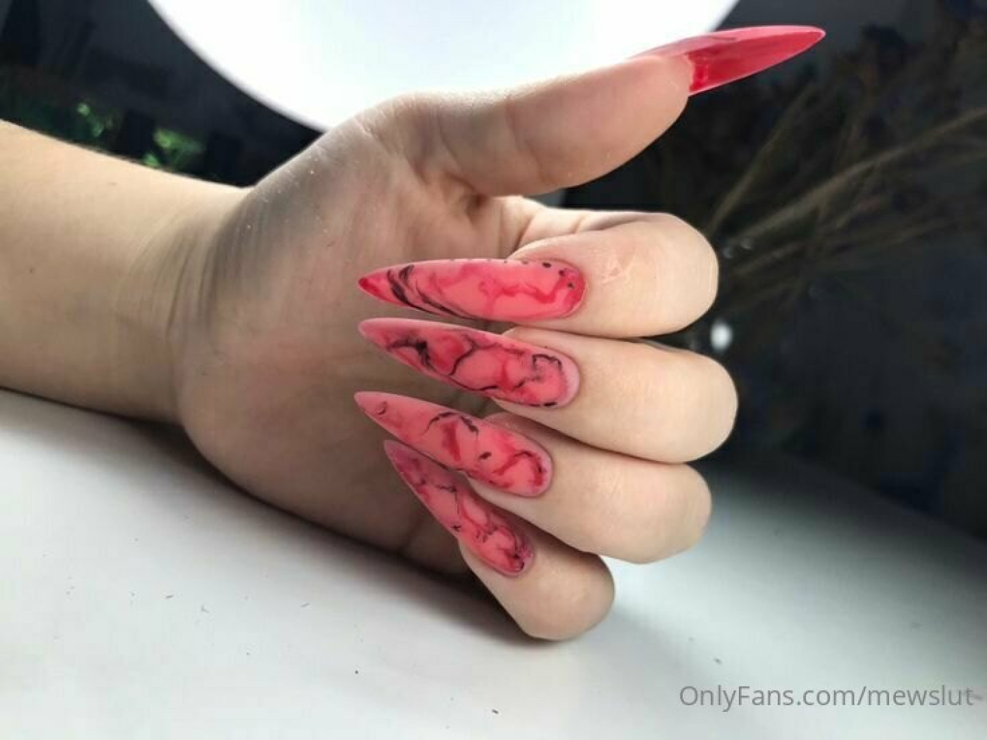Photo by mewslut published on May 21,2023 10:05:18 - BestThots