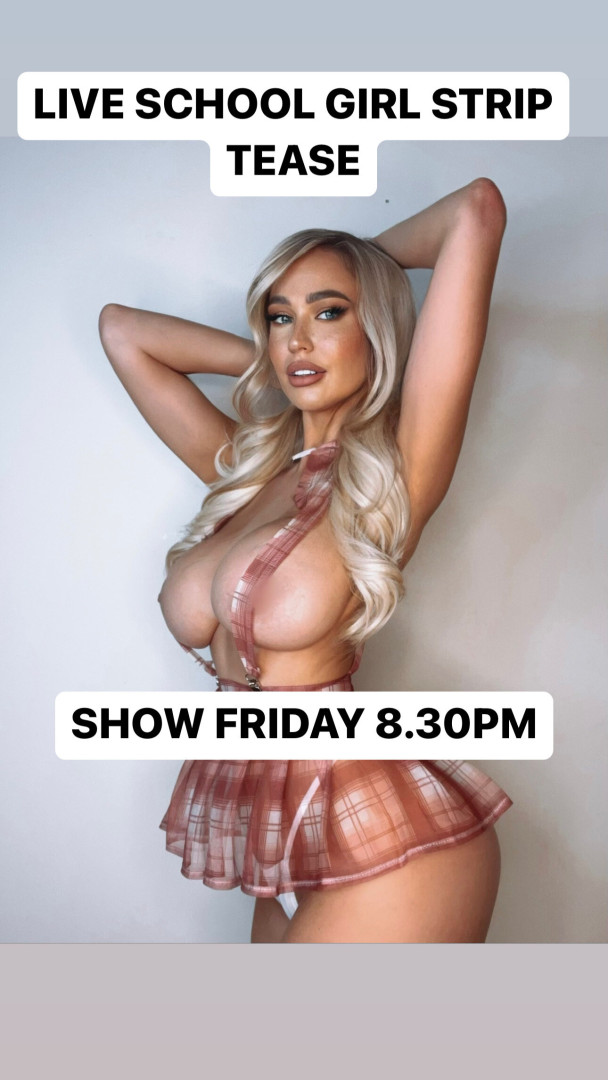 Photo by sophiereadeofficial published on May 17,2023 18:24:38 - BestThots