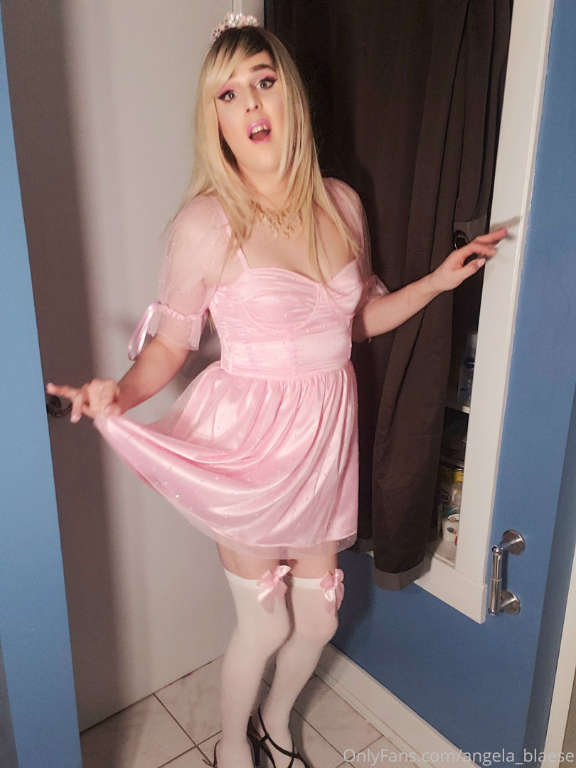 Photo by angela_allure published on November 21,2023 14:22:31 - BestThots