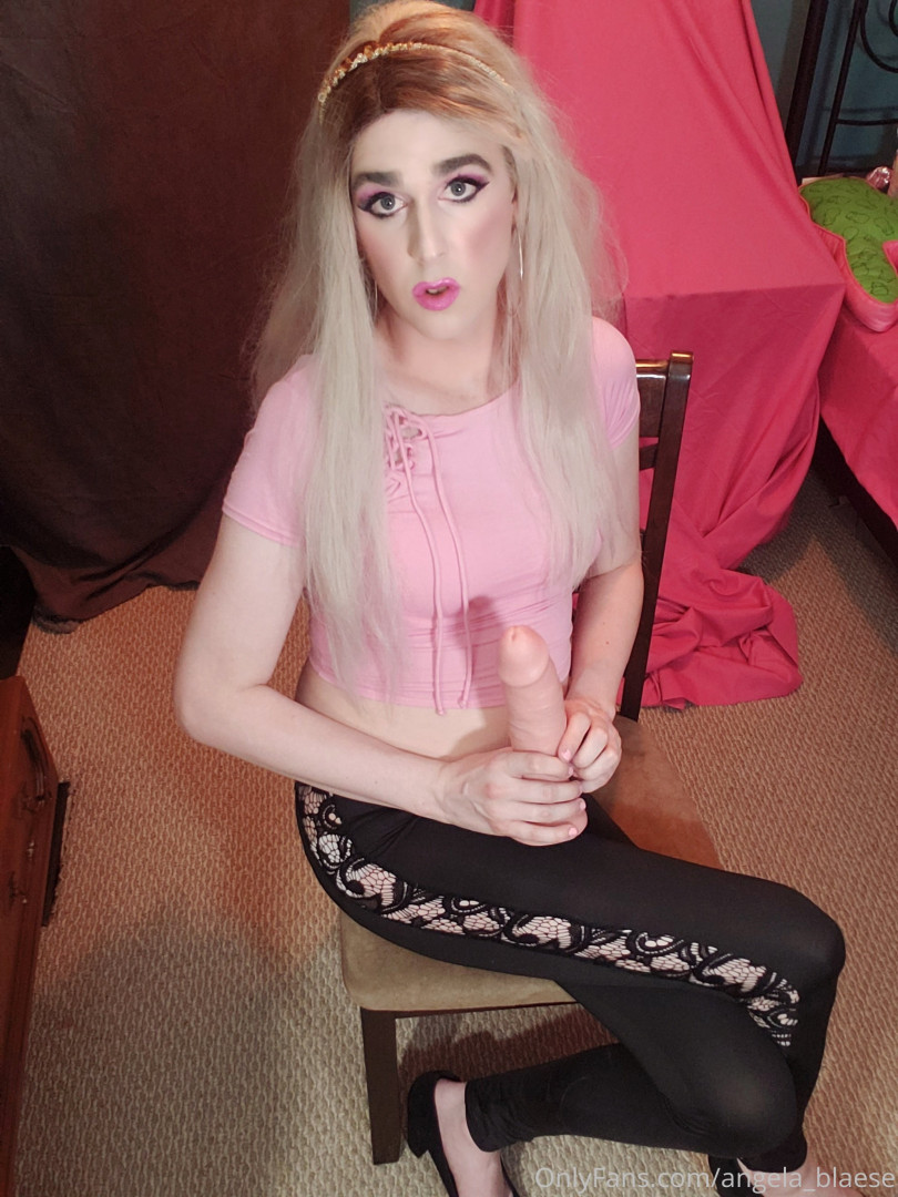 Photo by angela_allure published on November 21,2023 14:34:05 - BestThots