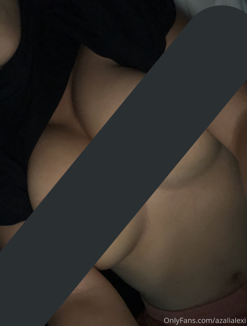 Photo by azalialexi published on November 29,2023 13:18:25 - BestThots