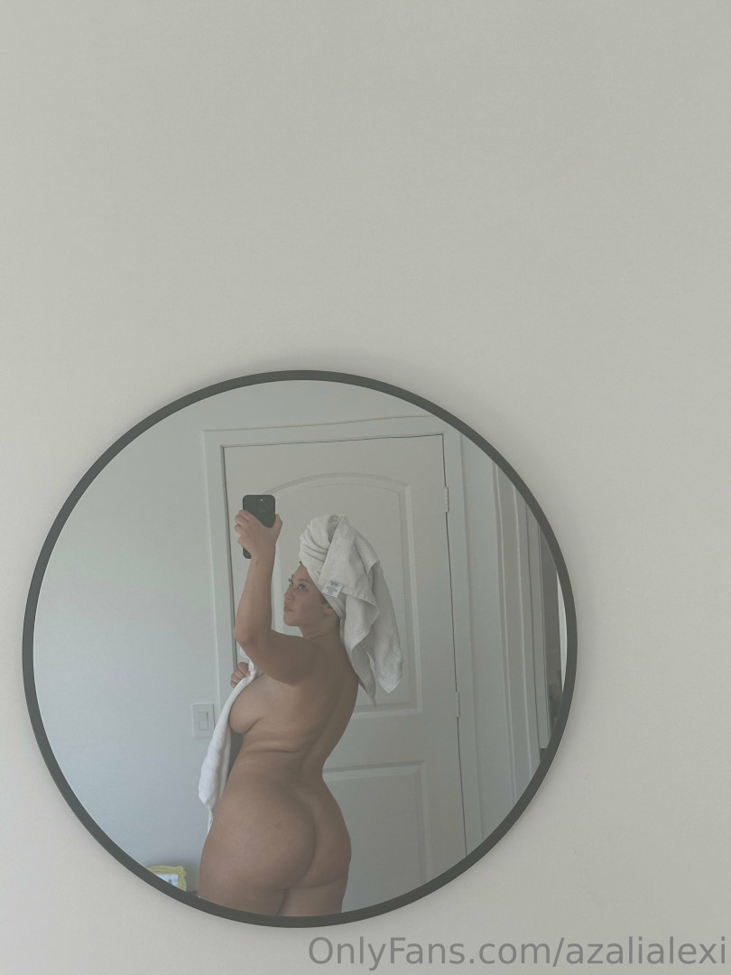 Photo by azalialexi published on November 29,2023 13:19:19 - BestThots