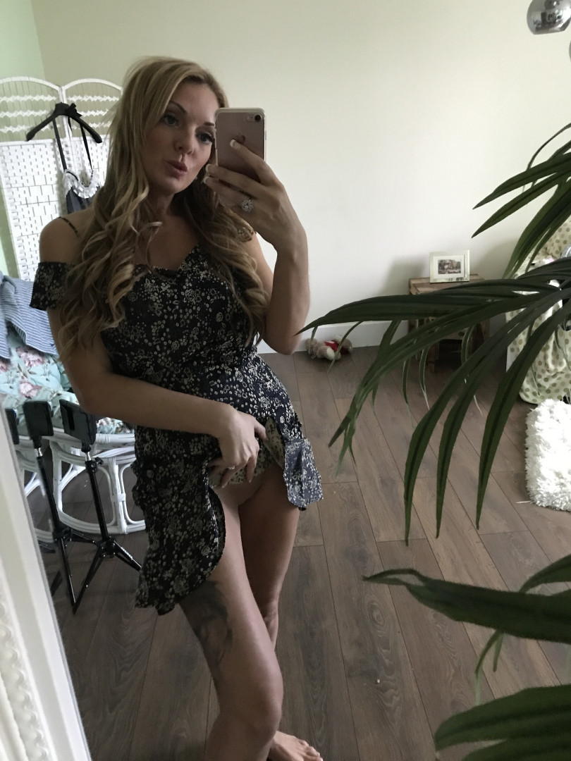 Photo by staceysaranxxx published on October 16,2023 07:30:28 - BestThots