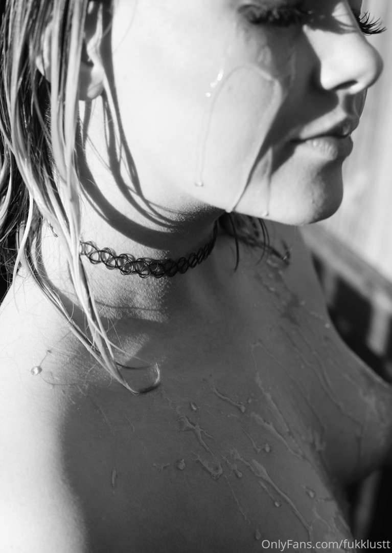 Photo by fukklustt published on October 16,2023 19:25:09 - BestThots
