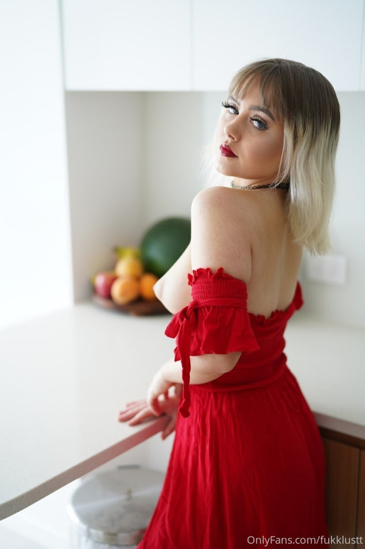 Photo by fukklustt published on October 16,2023 19:30:27 - BestThots