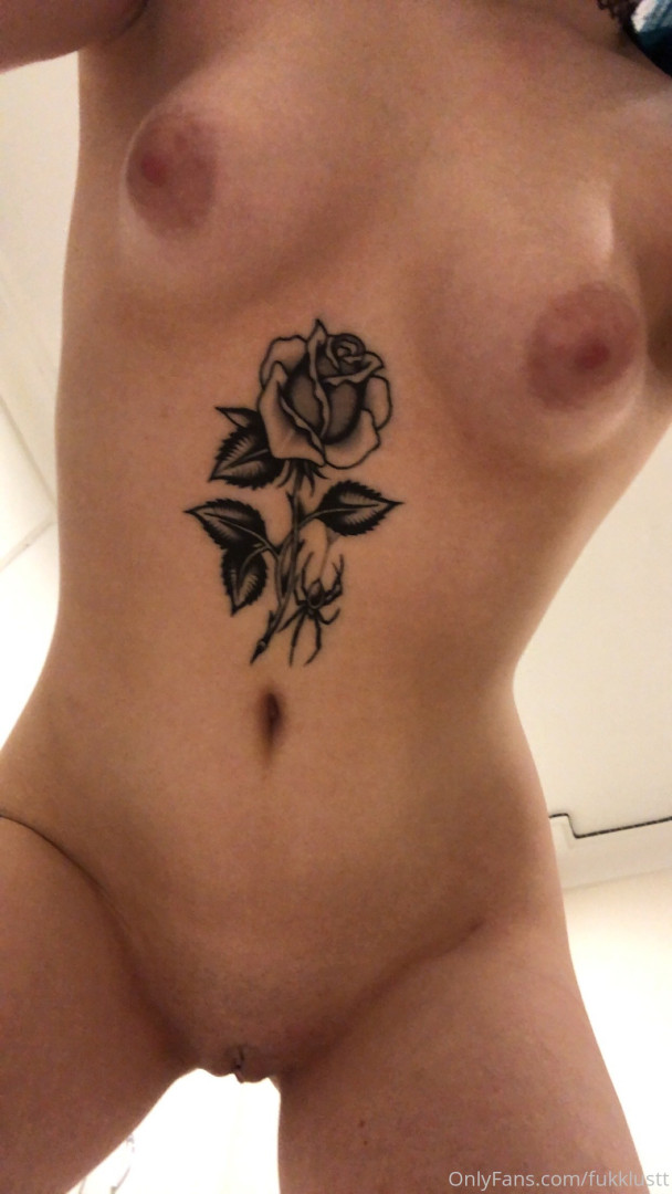 Photo by fukklustt published on October 16,2023 19:33:01 - BestThots