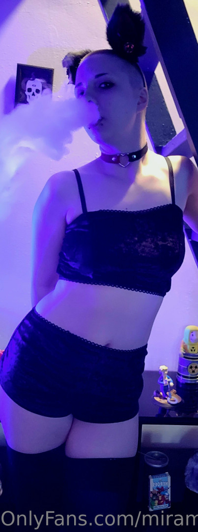 Photo by miramira420 published on October 12,2023 21:28:45 - BestThots
