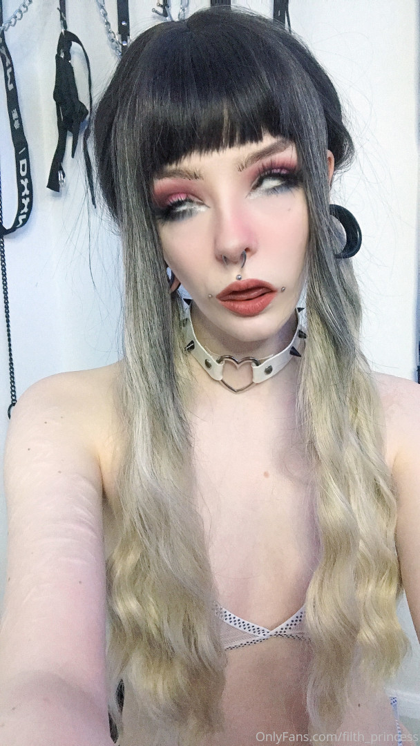 Photo by filth_princess published on January 15,2024 06:04:11 - BestThots