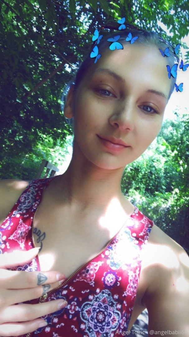 Photo by angeltoxic69 published on October 16,2023 12:57:11 - BestThots