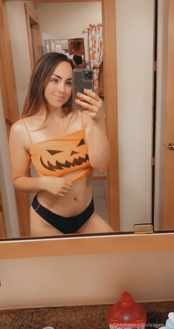 Photo by iragebabe published on October 15,2023 10:24:18 - BestThots