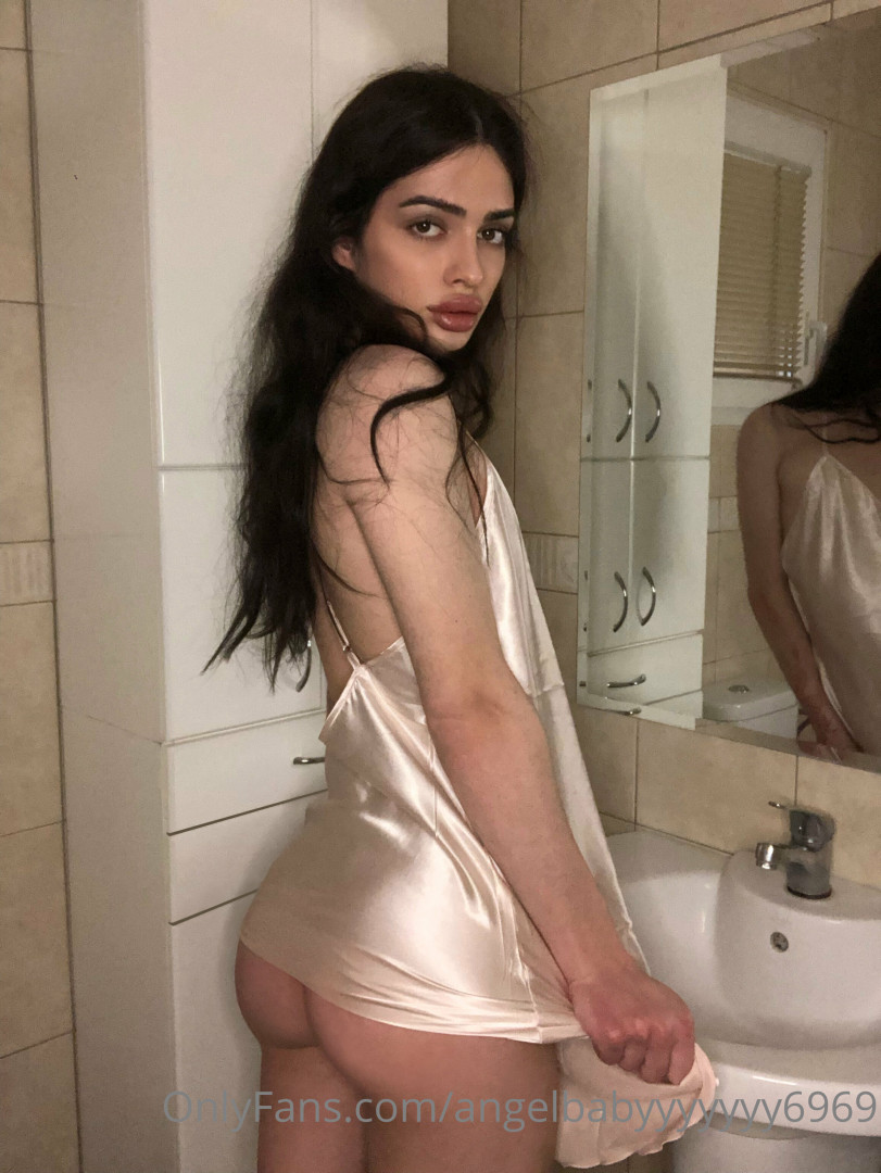 Photo by angelbabyyyyyyy6969 published on November 21,2023 08:33:49 - BestThots