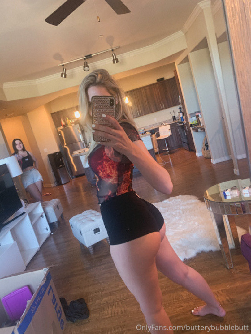 Photo by butterybubblebutt published on October 16,2023 15:15:59 - BestThots
