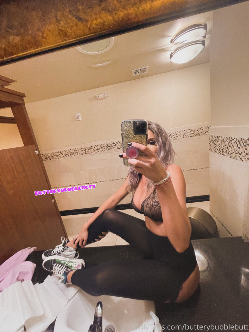 Photo by butterybubblebutt published on October 16,2023 15:25:33 - BestThots