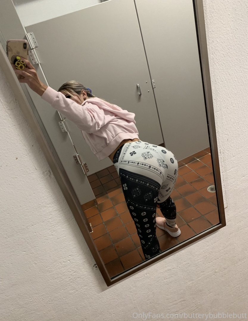 Photo by butterybubblebutt published on October 16,2023 15:26:03 - BestThots