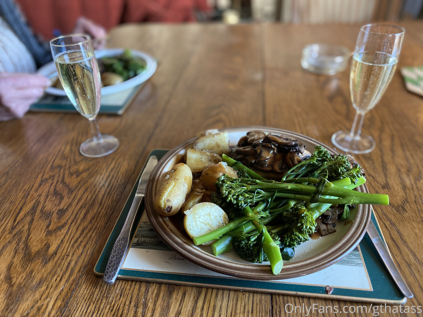 Photo by gthatass published on June 9,2023 10:29:41 - BestThots