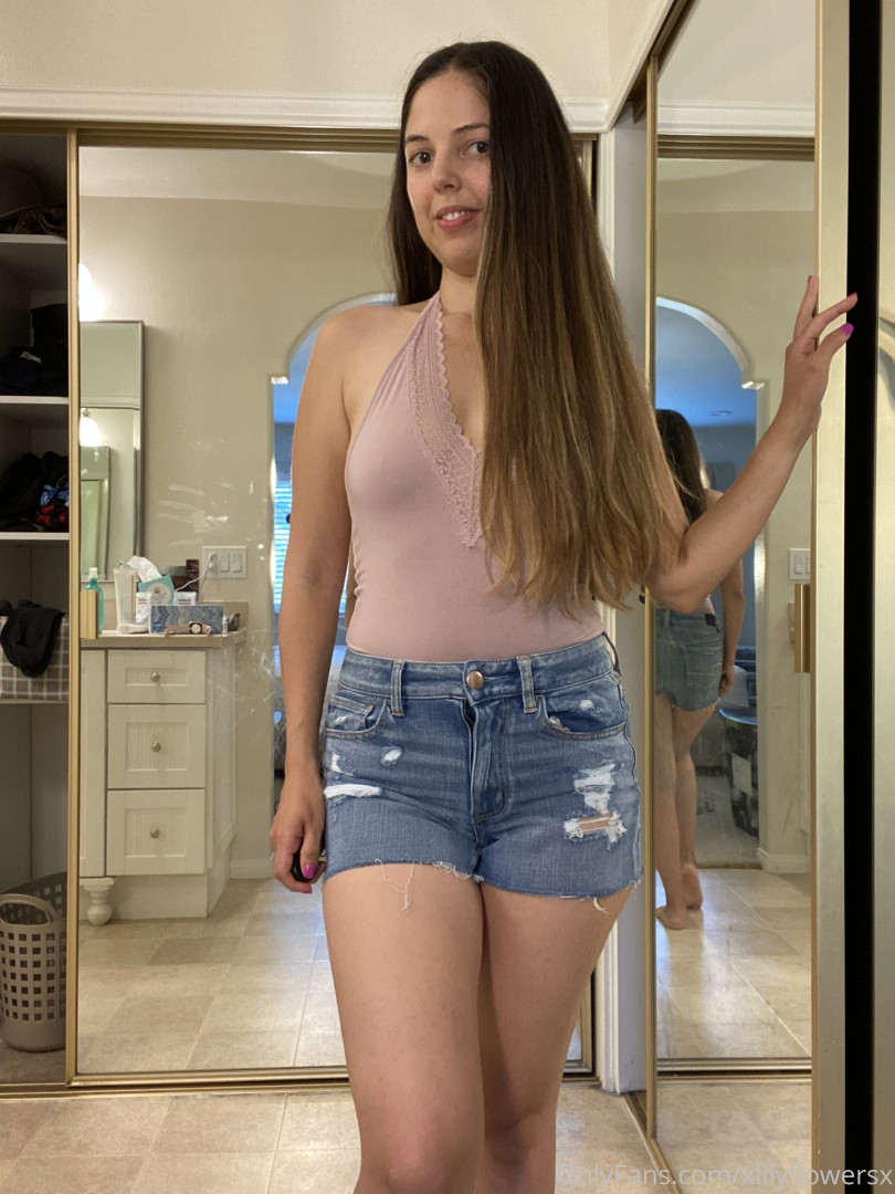 Photo by xlilyflowersx published on May 15,2023 22:47:06 - BestThots