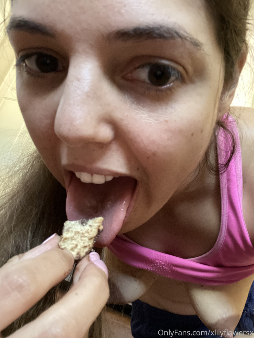 Photo by xlilyflowersx published on May 15,2023 22:52:59 - BestThots