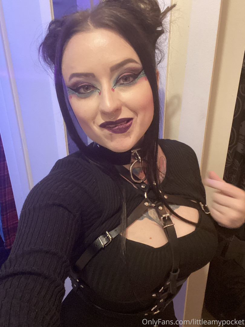 Photo by littleamypocket published on October 16,2023 00:52:26 - BestThots