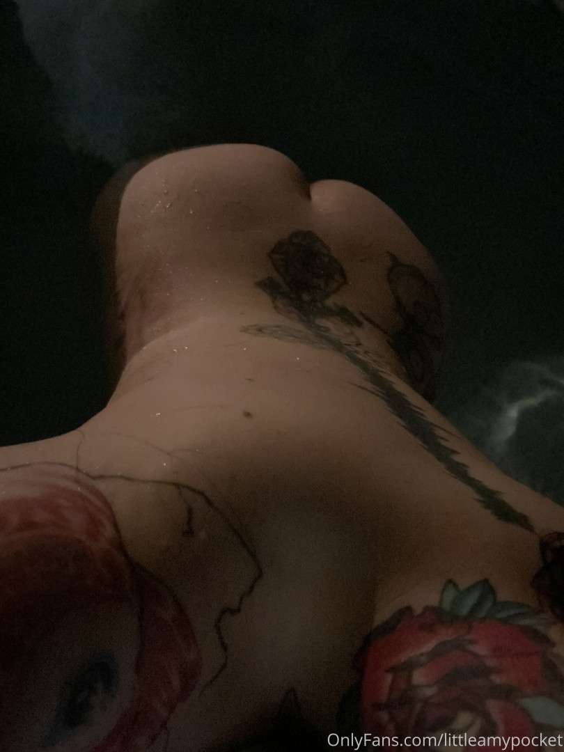 Photo by littleamypocket published on October 16,2023 00:52:37 - BestThots
