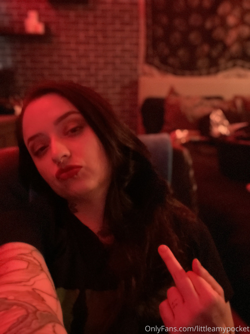 Photo by littleamypocket published on October 16,2023 02:32:28 - BestThots