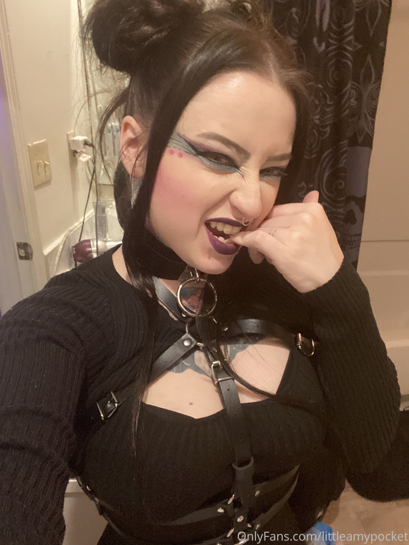 Photo by littleamypocket published on October 16,2023 02:47:01 - BestThots