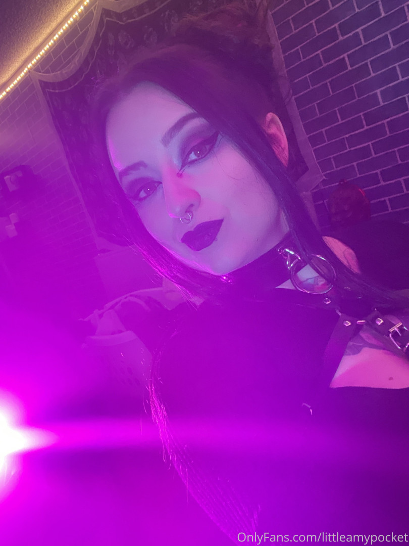 Photo by littleamypocket published on October 16,2023 03:13:26 - BestThots