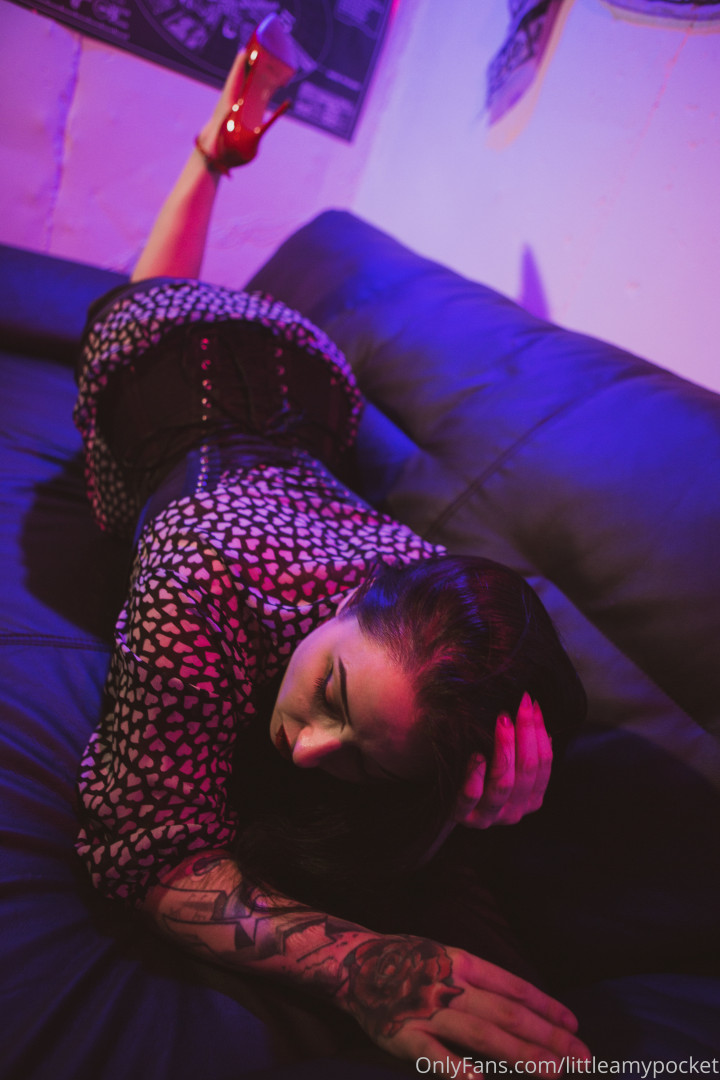 Photo by littleamypocket published on October 16,2023 03:30:46 - BestThots