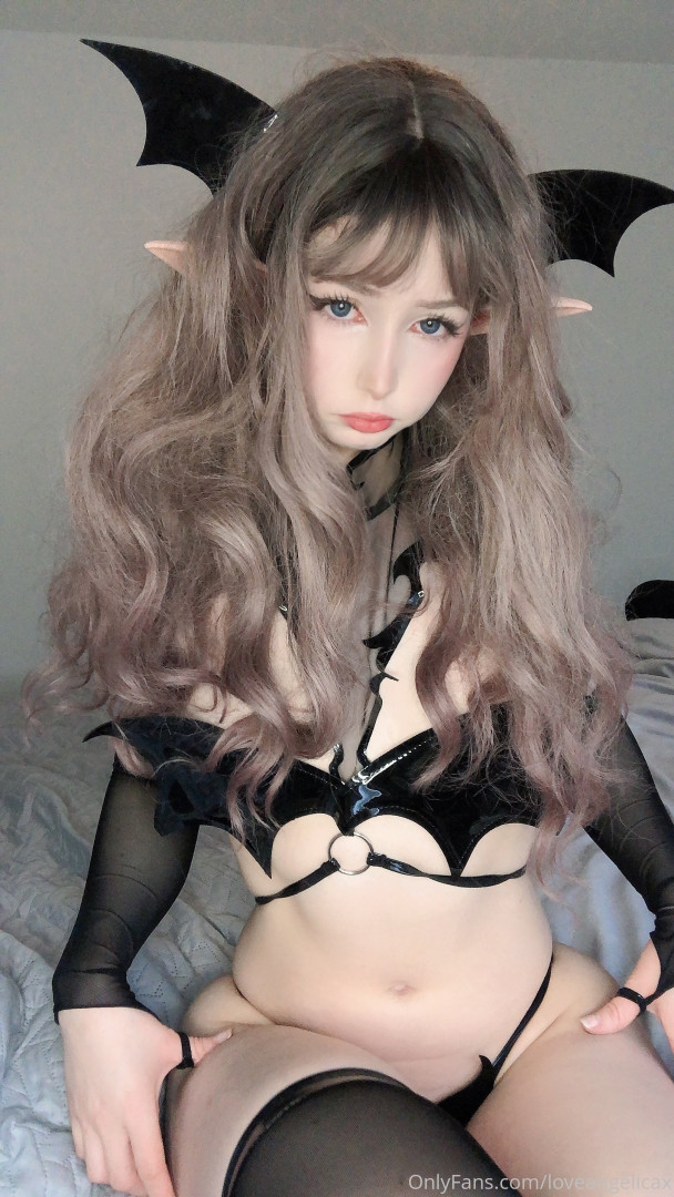 Photo by loveangelicax published on October 16,2023 13:32:47 - BestThots