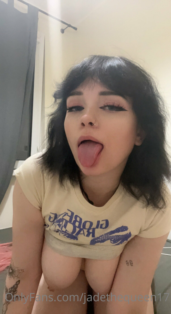 Photo by jadethequeen17 published on May 25,2023 04:48:17 - BestThots