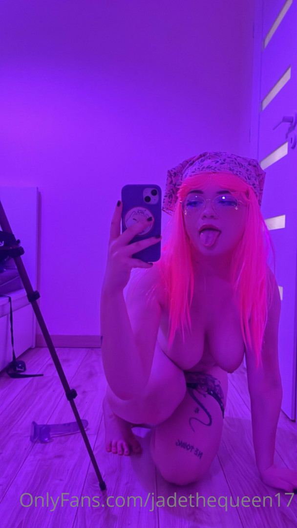 Photo by jadethequeen17 published on May 25,2023 04:48:25 - BestThots