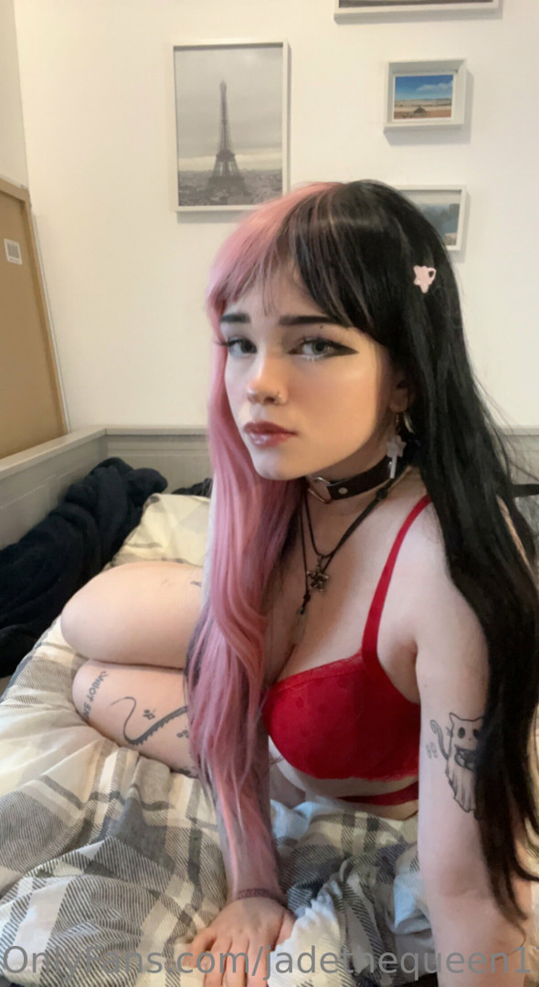 Photo by jadethequeen17 published on May 25,2023 04:48:55 - BestThots