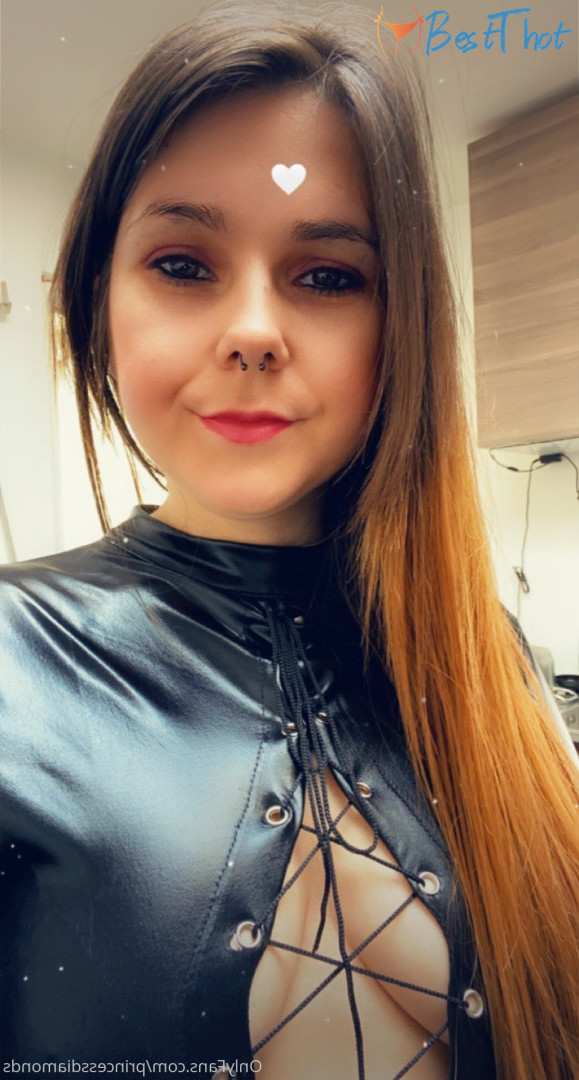 Photo by princessdiamonds published on December 24,2024 19:14:11 - BestThots