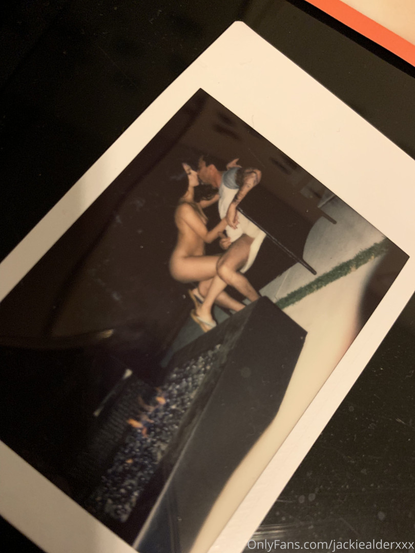Photo by jackiealderxxx published on May 25,2023 05:38:17 - BestThots