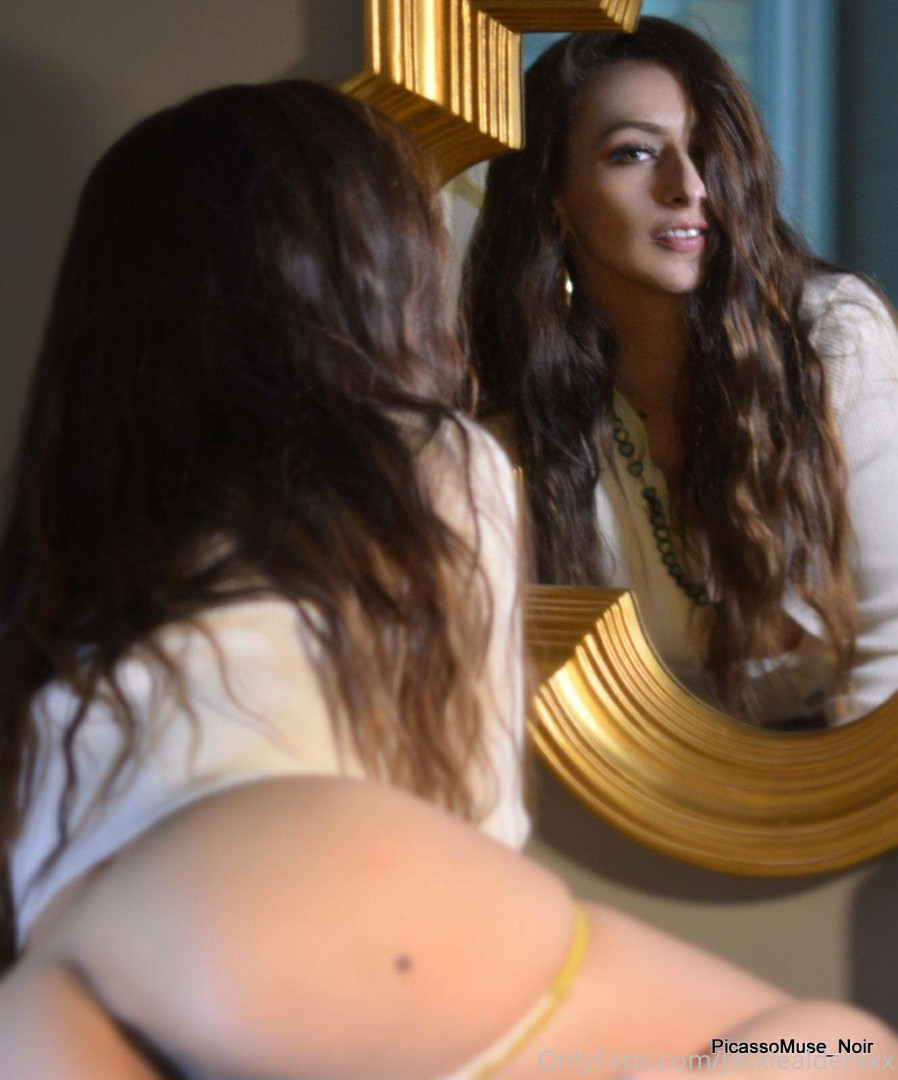 Photo by jackiealderxxx published on May 25,2023 05:38:26 - BestThots