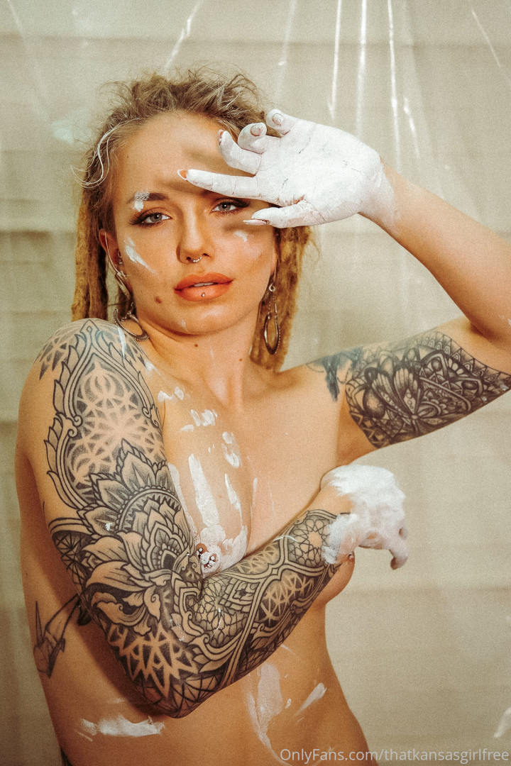 Photo by thatkansasgirlfree published on June 4,2023 12:57:07 - BestThots